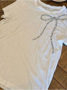 LOFT White Short Sleeve Tee with Silver Beaded Bow
